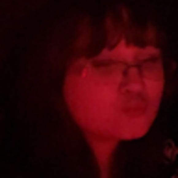 Meet your Posher, Eva - Picture 1 of 1